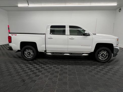 Used 2018 Chevrolet Silverado 1500 LT w/ LT Eassist Package image 7
