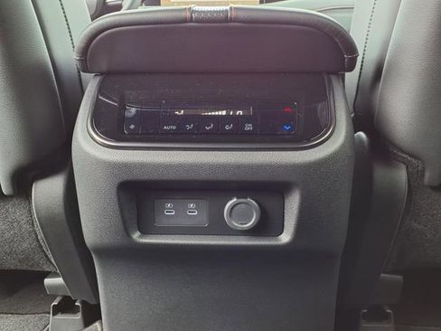 New 2025 Nissan Armada PRO-4X image 31