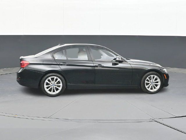 Used 2018 BMW 320i xDrive Sedan AWD/4WD image 17