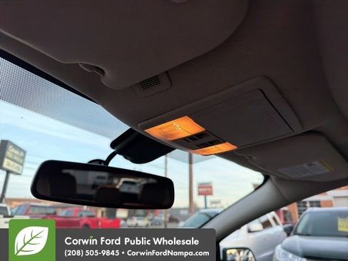 Used 2013 Ford Edge Limited image 16