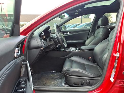 Used 2022 Kia Stinger GT-Line w/ Sun & Sound Package RWD image 16