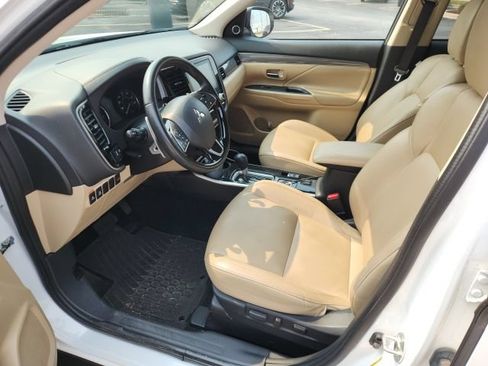 Used 2020 Mitsubishi Outlander GT AWD/4WD image 11