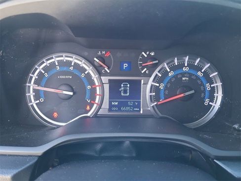 Used 2019 Toyota 4Runner TRD Off-Road Premium image 18