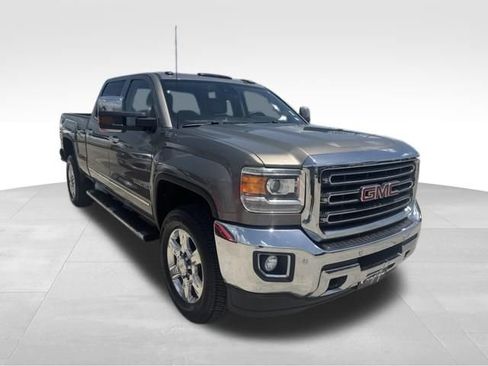 Used 2017 GMC Sierra 2500 SLT w/ Driver Alert Package AWD/4WD image 3