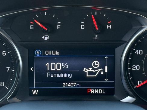 Certified 2023 Chevrolet Equinox LT w/ LPO, Floor Liner Package image 16