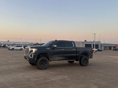 Used 2021 GMC Sierra 1500 Denali w/ Denali Ultimate Package AWD/4WD image 12