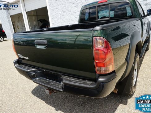 Used 2012 Toyota Tacoma 4x4 Regular Cab image 11