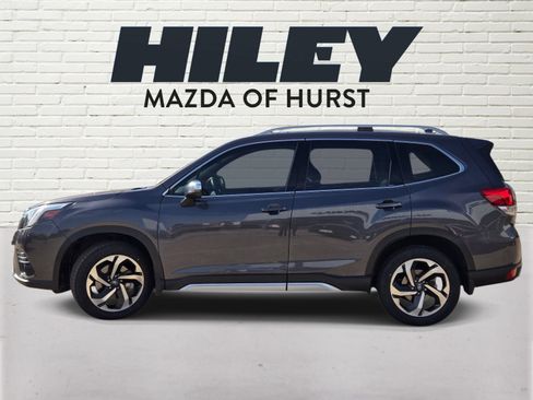Used 2023 Subaru Forester Touring AWD/4WD image 3
