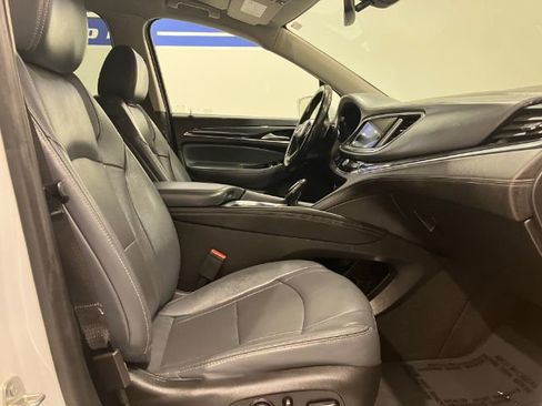Used 2020 Buick Enclave Essence image 64
