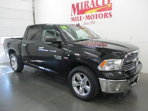 Used 2016 RAM 1500 Big Horn AWD/4WD image 1