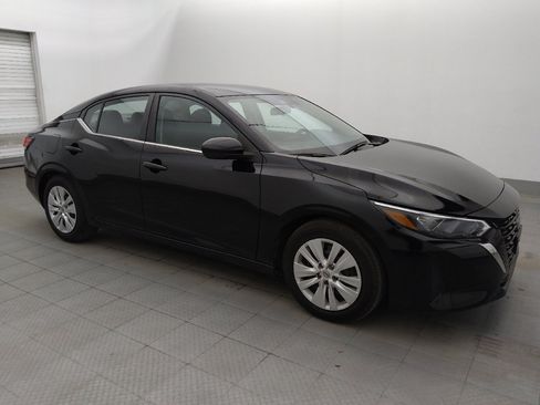 Used 2024 Nissan Sentra S FWD image 11
