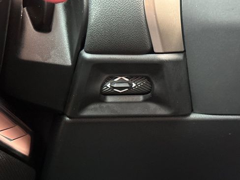 Used 2025 BMW X3 xDrive30i w/ Premium Package image 36