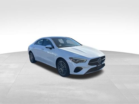 Used 2025 Mercedes-Benz CLA 250 CLA 250 image 3