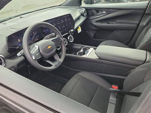 New 2026 Chevrolet Blazer EV LT image 3