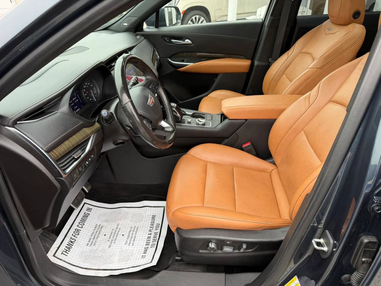 Used 2019 Cadillac XT4 Sport AWD/4WD image 11