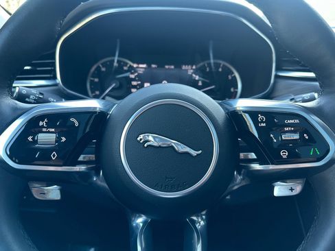 Used 2023 Jaguar F-PACE S image 17