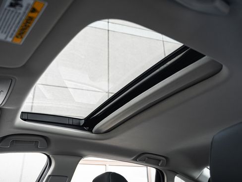 New 2025 Acura TLX w/ Technology Package image 17