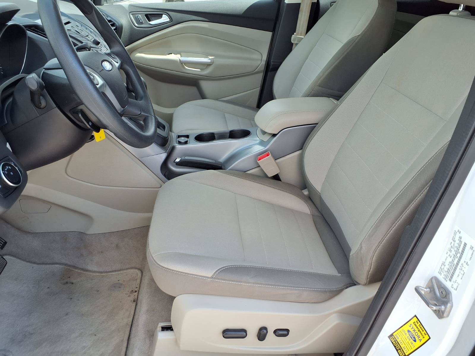 Used 2016 Ford Escape SE FWD image 10