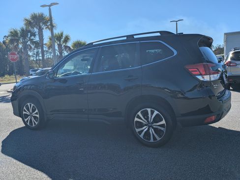 Certified 2021 Subaru Forester Limited image 6