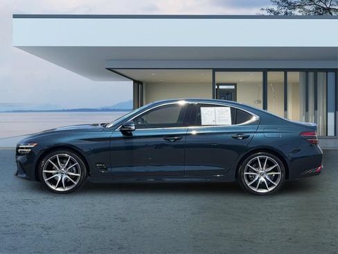 Used 2023 Genesis G70 2.0T RWD image 7