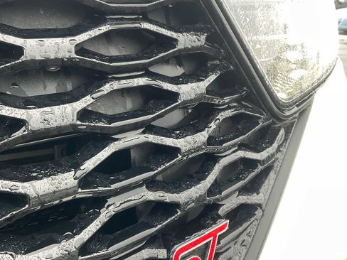 Used 2022 Ford Explorer ST w/ Equipment Group 401A image 9