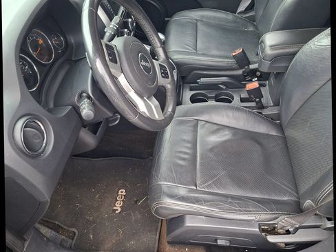 Used 2016 Jeep Compass High Altitude FWD image 7
