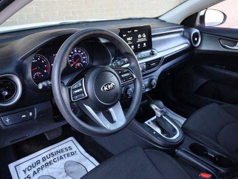Used 2021 Kia Forte LXS FWD image 16