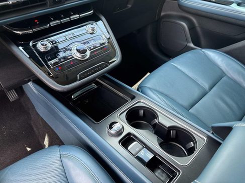 Certified 2020 Lincoln Corsair Reserve w/ Beyond Blue Interior Package FWD image 25