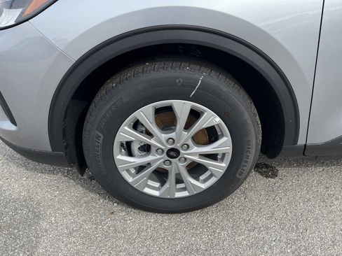 New 2024 Ford Escape Active image 11