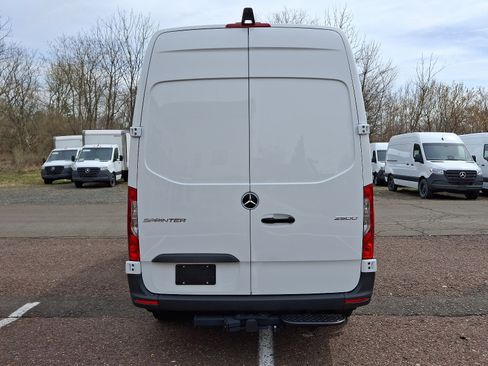New 2025 Mercedes-Benz Sprinter 2500 image 5