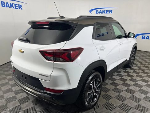 Used 2021 Chevrolet TrailBlazer ACTIV w/ Technology Package AWD/4WD image 6