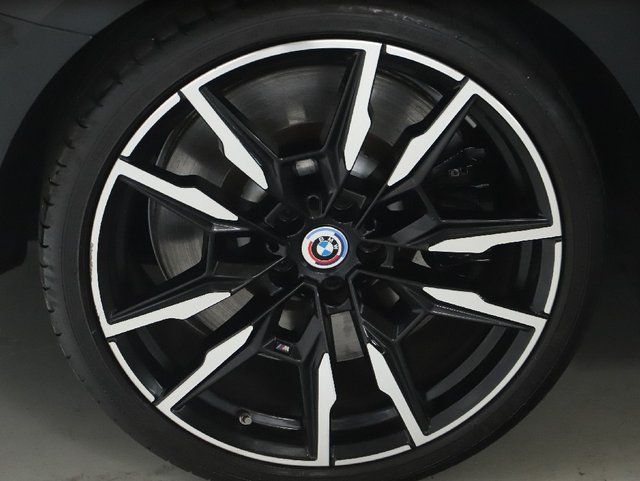 Used 2023 BMW M850i xDrive Convertible AWD/4WD image 13