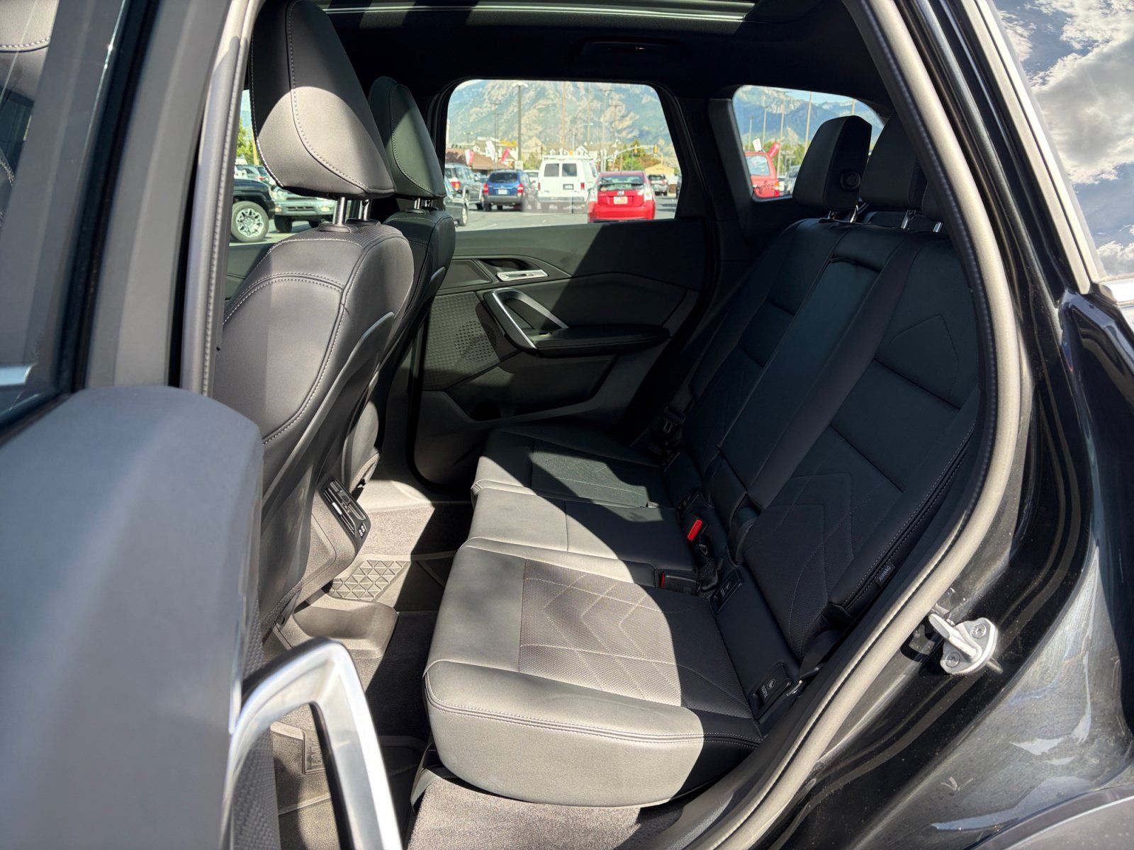 Used 2025 BMW X1 xDrive28i w/ Technology Package AWD/4WD image 26