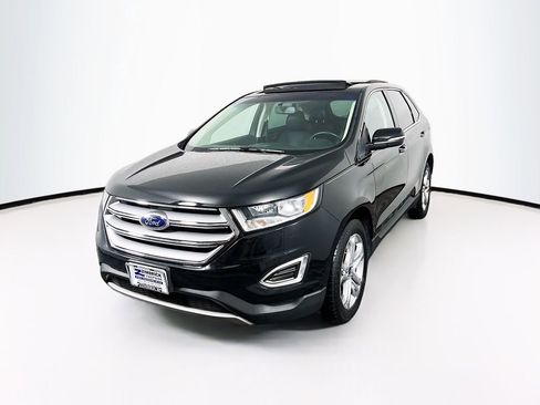Used 2017 Ford Edge Titanium w/ Equipment Group 301A image 3