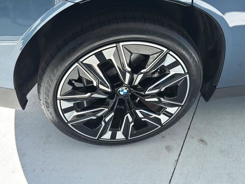 Certified 2025 BMW X3 xDrive30i w/ Premium Package image 32