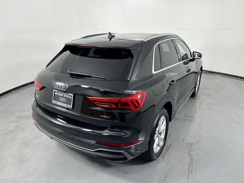 Used 2025 Audi Q3 2.0T Premium w/ Convenience Package AWD/4WD image 37