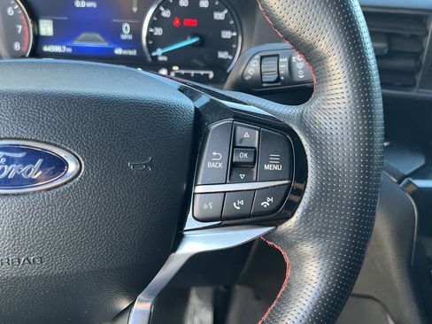 Used 2022 Ford Explorer ST-Line w/ Class IV Trailer Tow Package image 18