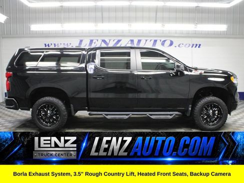 Used 2022 Chevrolet Silverado 1500 RST AWD/4WD image 1
