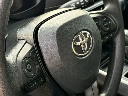 Used 2023 Toyota RAV4 LE FWD image 29