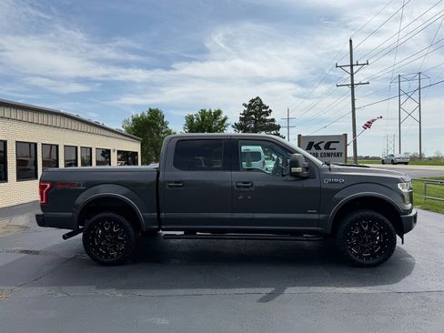 Used 2017 Ford F150 XLT w/ Equipment Group 302A Luxury image 5