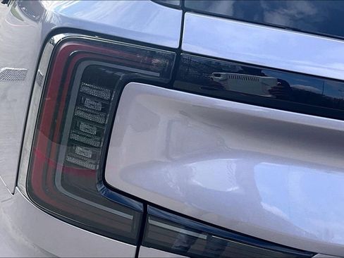 New 2026 Volvo EX90 Plus image 43