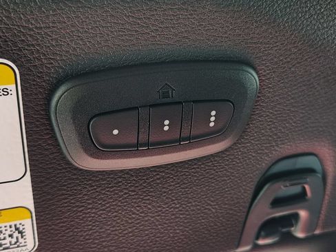 Used 2025 Jeep Wrangler Sport AWD/4WD image 35