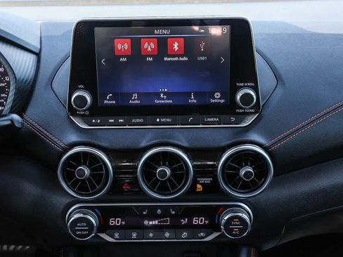 Used 2021 Nissan Sentra SR w/ SR Premium Package image 14