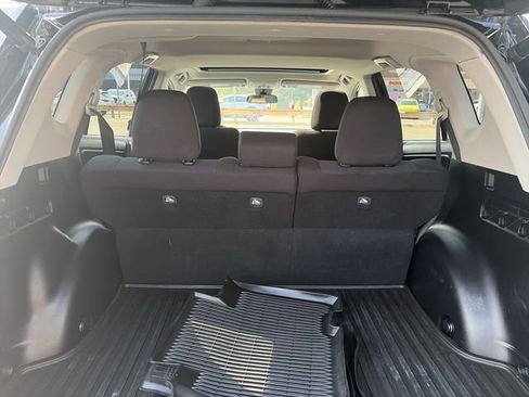 Used 2018 Toyota RAV4 XLE AWD/4WD image 24
