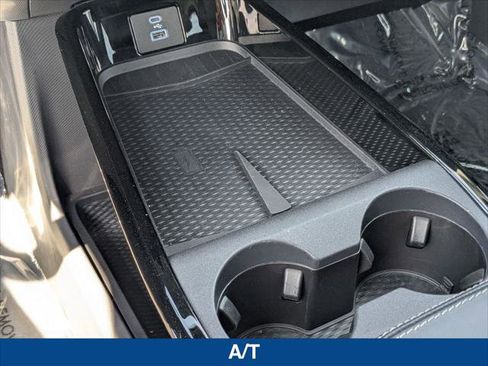 Used 2024 Ford Mustang Mach-E Select image 16