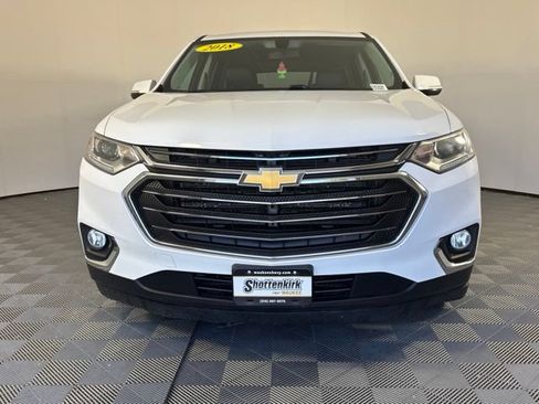Used 2018 Chevrolet Traverse LT FWD image 3