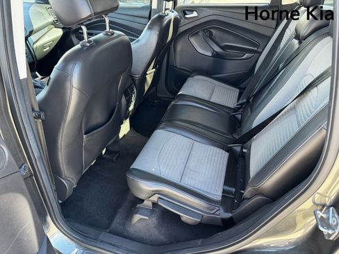 Used 2017 Ford Escape Titanium image 12