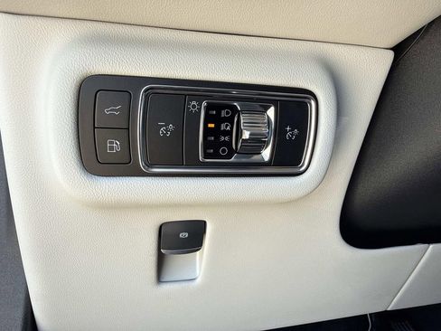 New 2026 Lincoln Nautilus Premier w/ Equipment Group 102A AWD/4WD image 31
