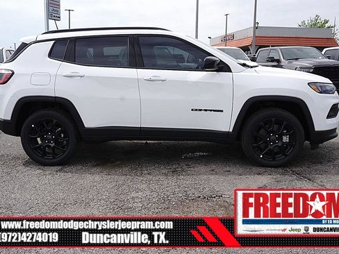 New 2026 Jeep Compass Latitude AWD/4WD image 6