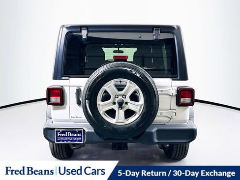 Used 2022 Jeep Wrangler Unlimited Sport image 6